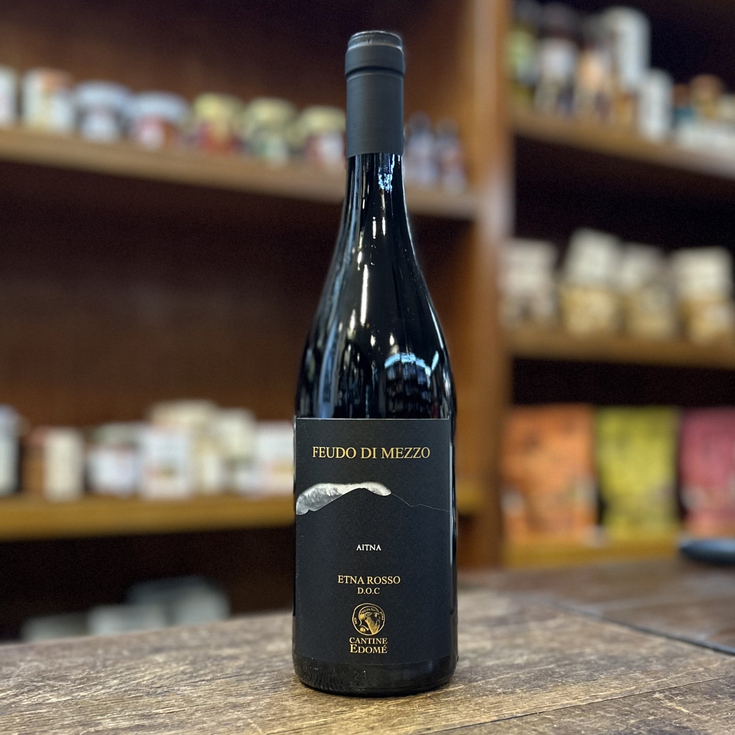SICILIA Cantine Edomé Feudo di Mezzo - Etna Rosso DOC Aitna 0,75L